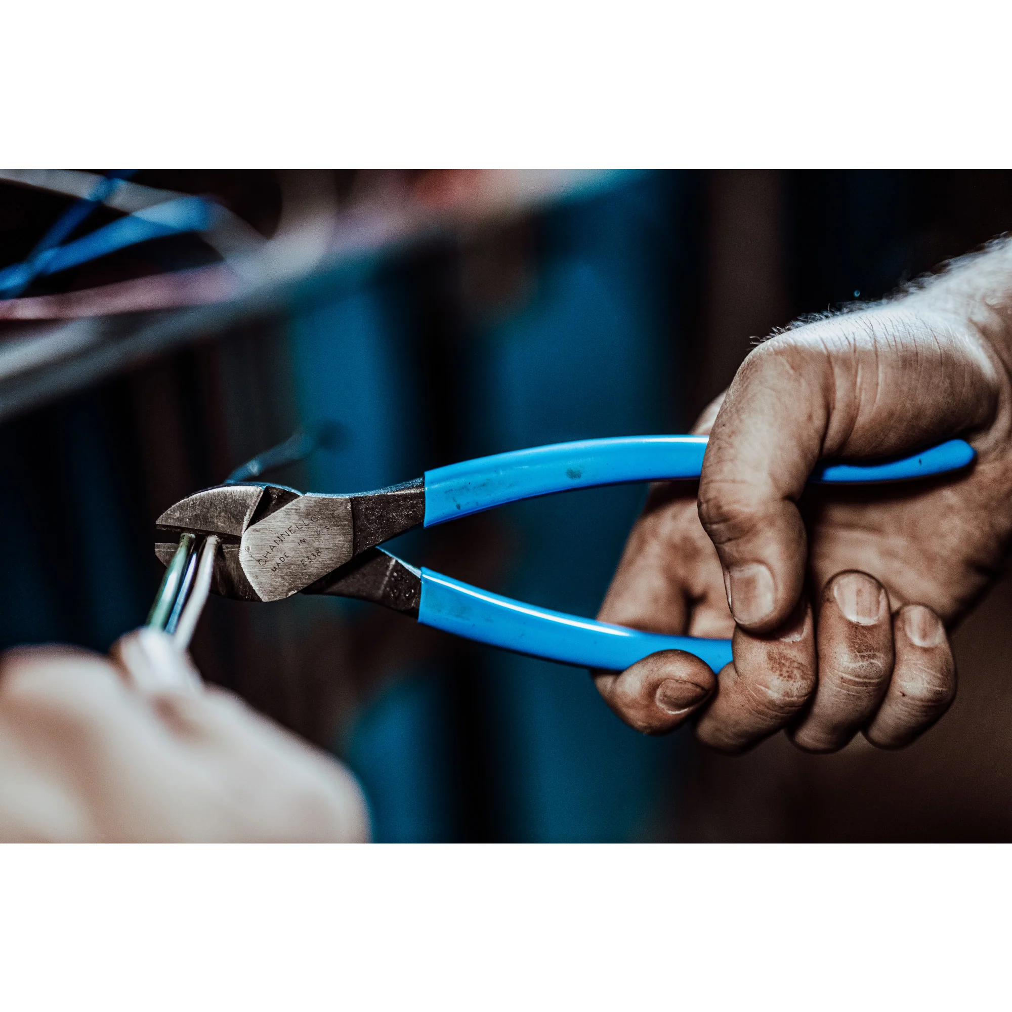 8-inch XLT Diagonal Cutting Pliers (338) - Image 3