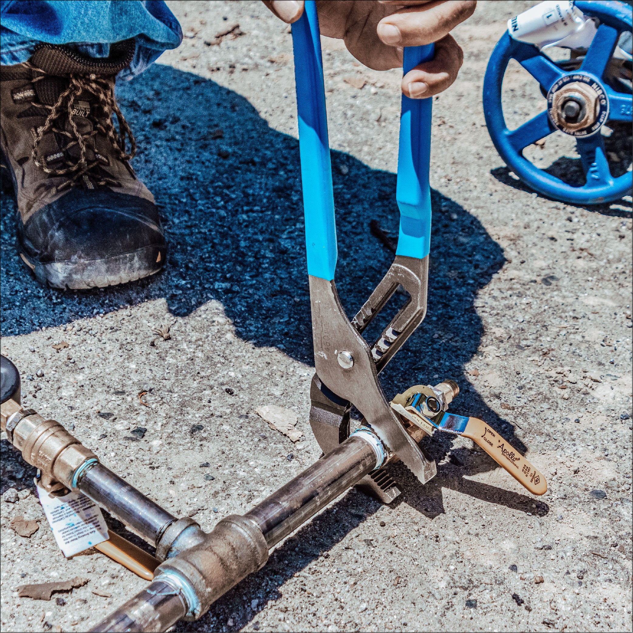 16.5-inch Straight Jaw Tongue & Groove Pliers (460) - Image 7